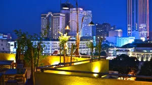club có không gian ngoài trời